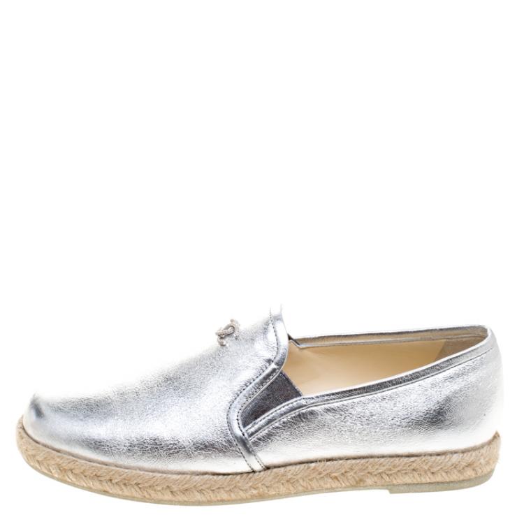 Pre Owned Chanel Metallic Silver Leather CC Espadrille Loafers Size 37