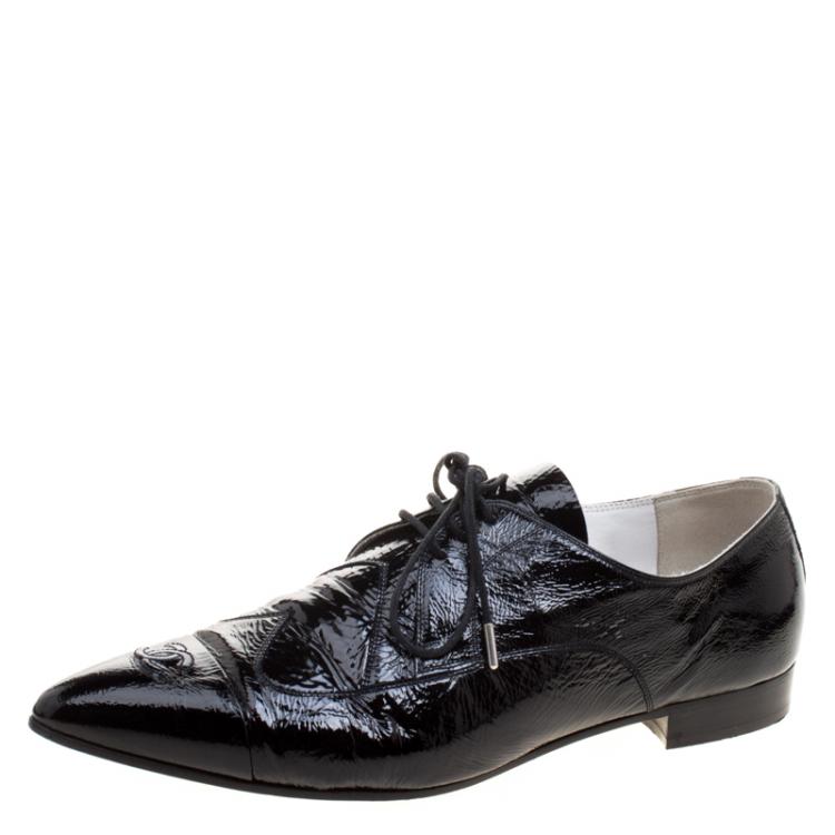 Chanel Black Patent Leather Pointed Toe CC Derby Size 40.5 Chanel