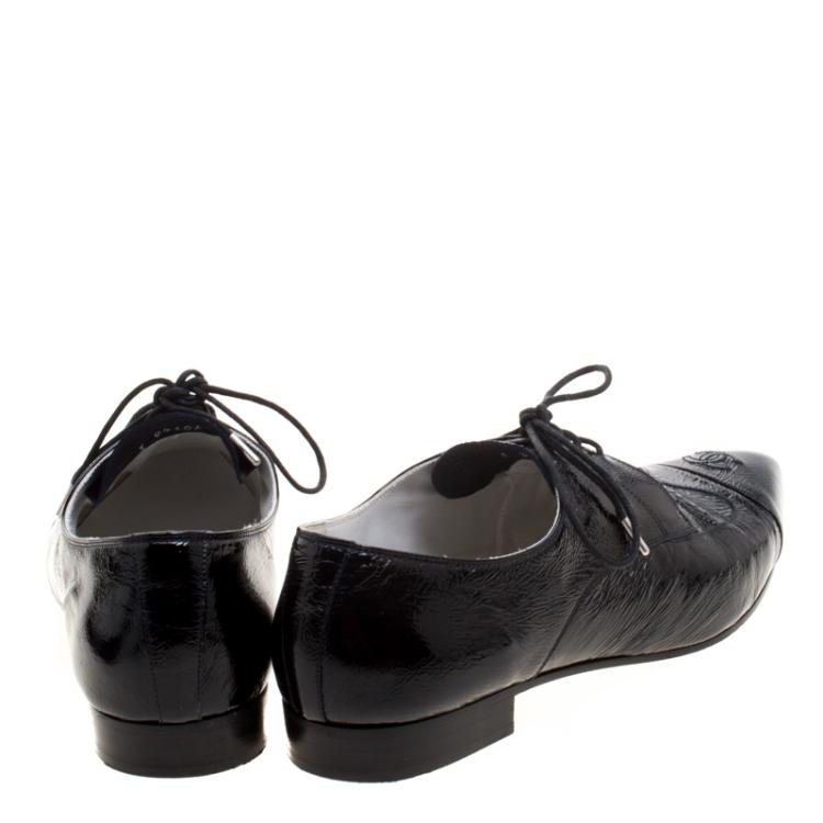Pre Owned Chanel Black Patent Leather Pointed Toe CC Derby Size 40.5