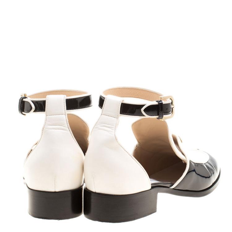 Pre Owned Chanel Monochrome Leather Ankle Strap Cutout Loafers Size 39.5