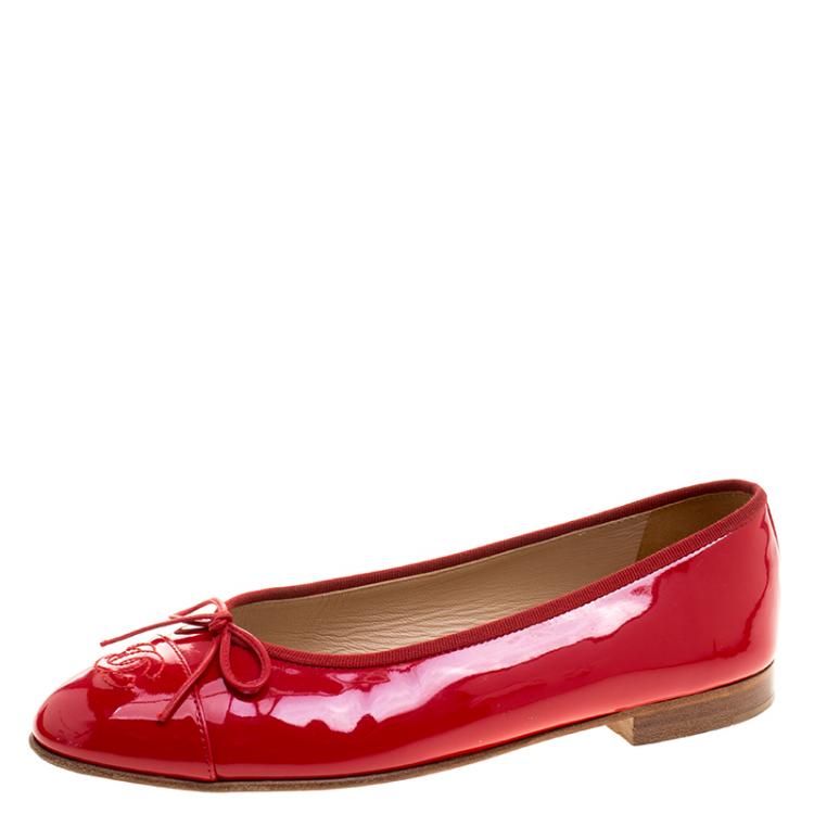CHANEL Ballet Patent Leather Flats for Women for sale