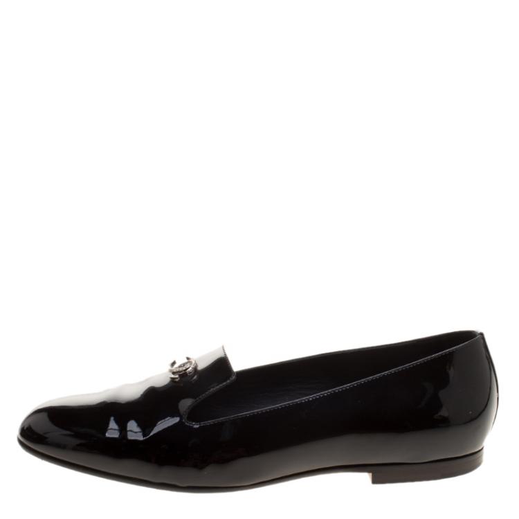 Pre Owned Chanel Black Patent Leather CC Smoking Slippers Size 38