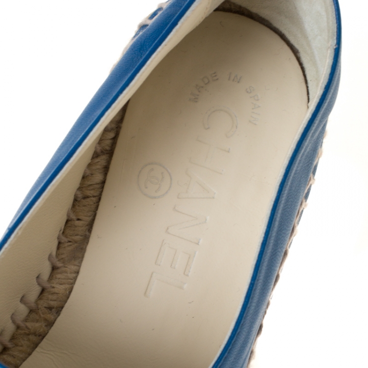 Pre Owned Chanel Blue Leather CC Espadrilles Size 36