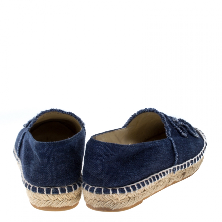 Pre Owned Chanel Blue/Black Denim CC Cap Toe Espadrilles Size 37