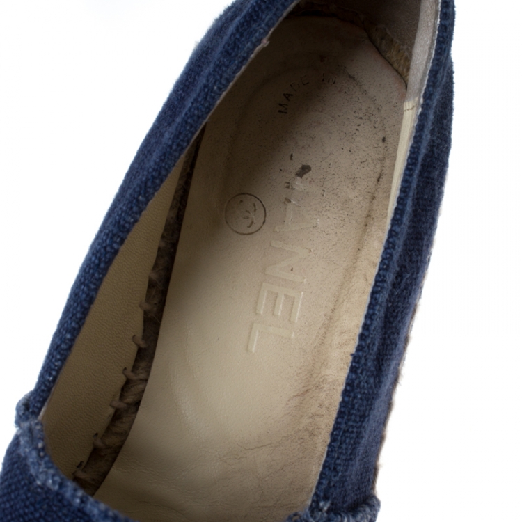 Pre Owned Chanel Blue/Black Denim CC Cap Toe Espadrilles Size 37