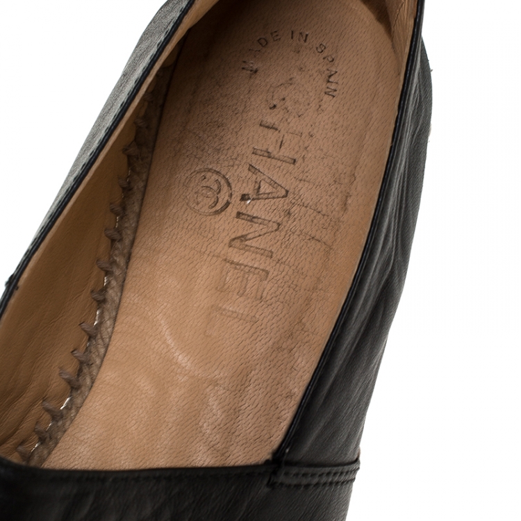 Pre Owned Chanel Black Leather CC Espadrille Slip On Loafers Size 39 