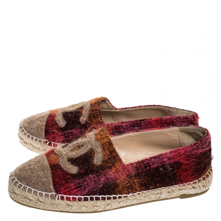 Pre Owned Chanel Multicolor Wool Blend Fabric CC Cap Toe Espadrilles Size 39