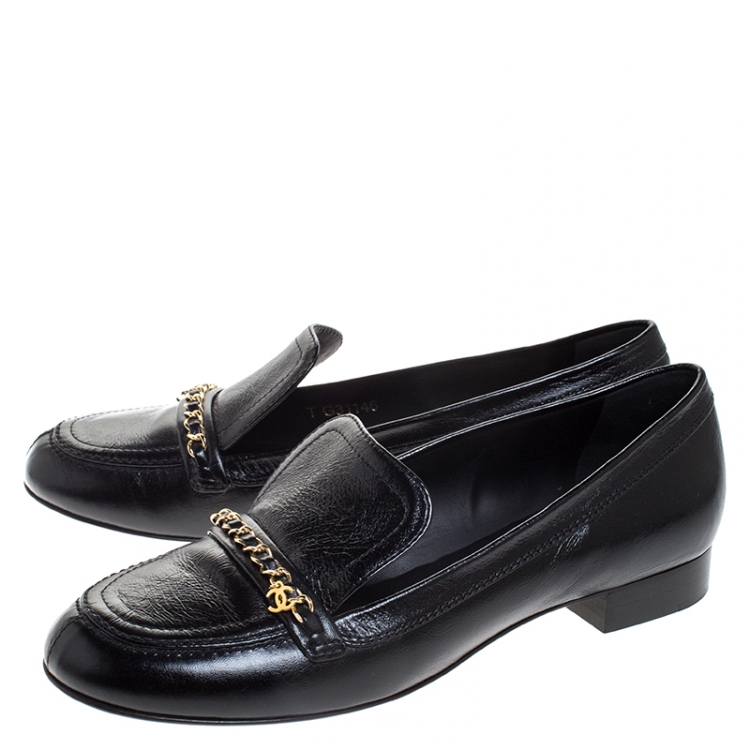 Pre Owned Chanel Black Leather Chain Detail Flat Loafers Size 40