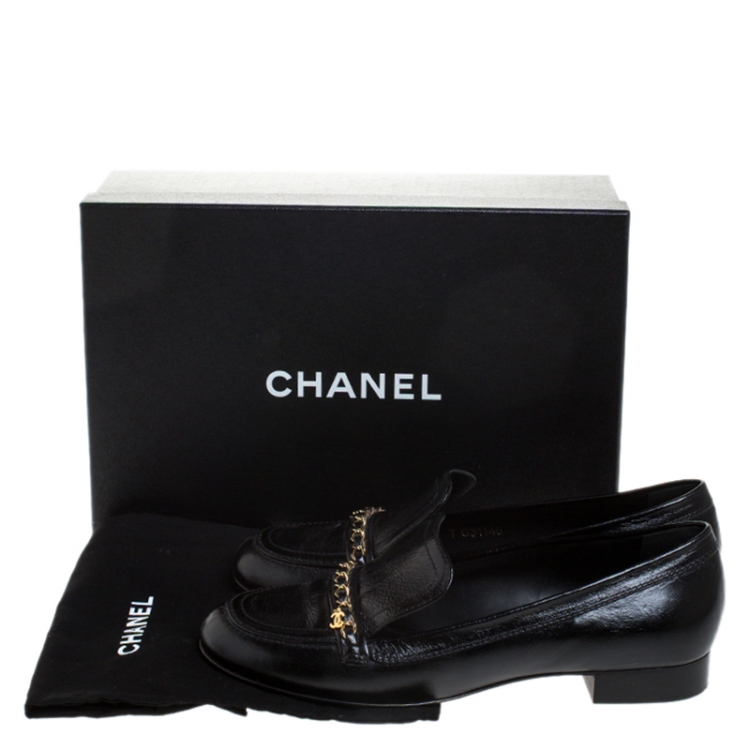 Pre Owned Chanel Black Leather Chain Detail Flat Loafers Size 40