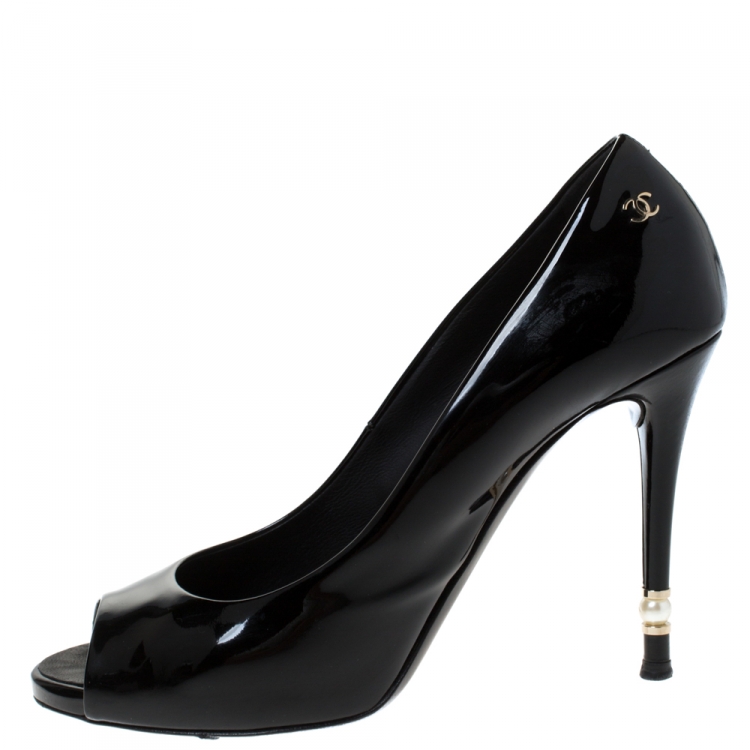 Chanel Black Patent Leather Peep Toe Pumps Size 38.5 Chanel