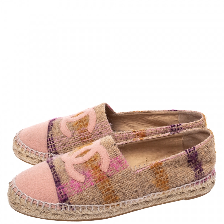 Pre Owned Chanel Beige Tweed Fabric CC Cap Toe Espadrilles Size 40
