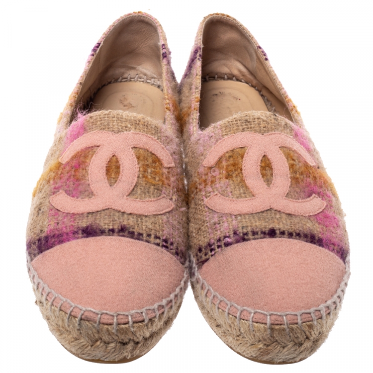 Pre Owned Chanel Beige Tweed Fabric CC Cap Toe Espadrilles Size 40