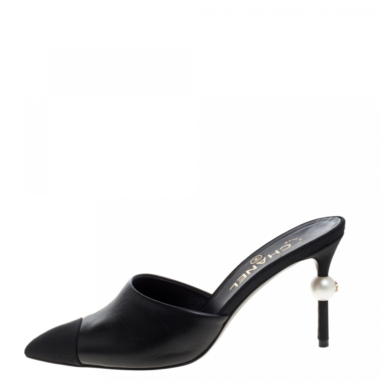 Chanel Black Leather and Canvas CC Faux Pearl Embellished Heel