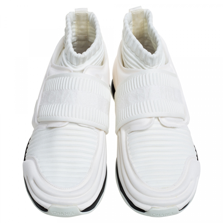 Pre Owned Chanel White Stretch Fabric Knit Sock CC Logo Flat Sock Sneakers Size 37