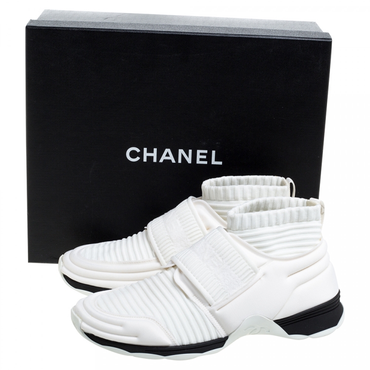 Pre Owned Chanel White Stretch Fabric Knit Sock CC Logo Flat Sock Sneakers Size 37