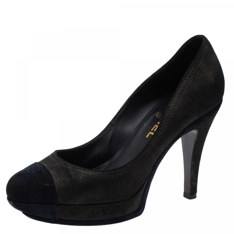 navy blue platform pumps