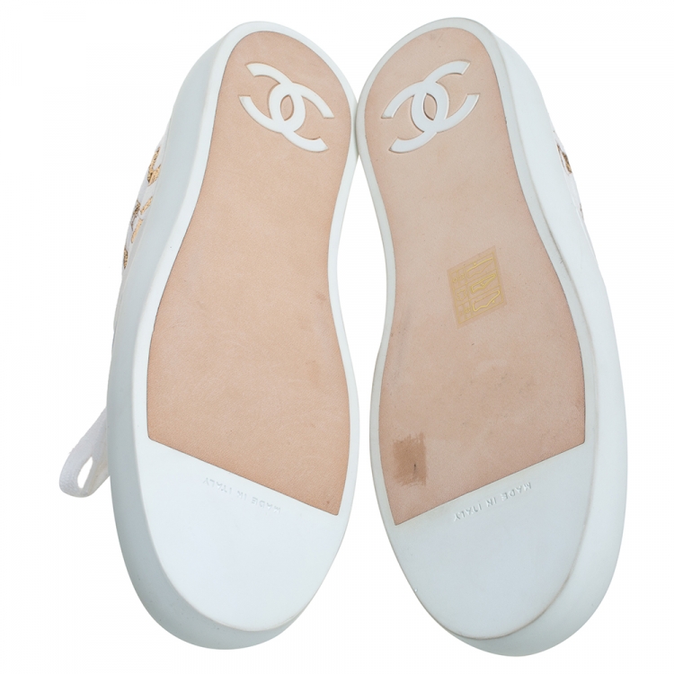 Pre Owned Chanel White Leather Lace Up Low Top Sneakers Size 36
