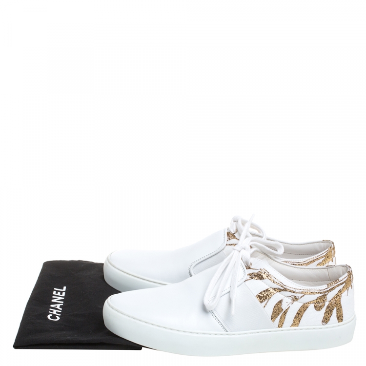 Pre Owned Chanel White Leather Lace Up Low Top Sneakers Size 36