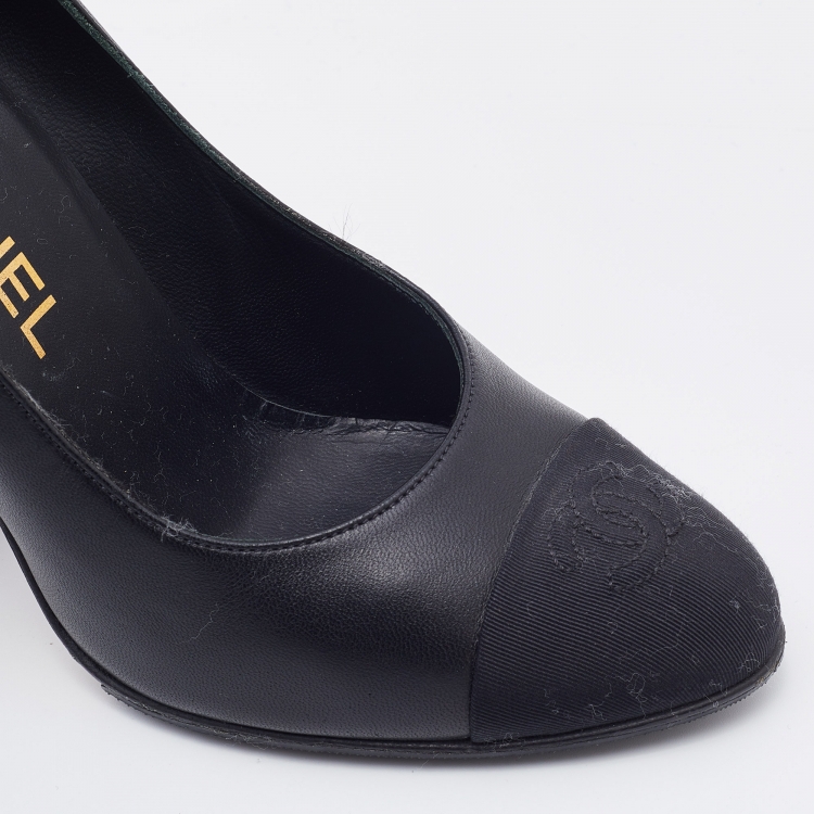 Pre Owned Chanel Black Leather and Fabric CC Cap Toe Pearl Embellished Block Heel Pumps Size 36.5