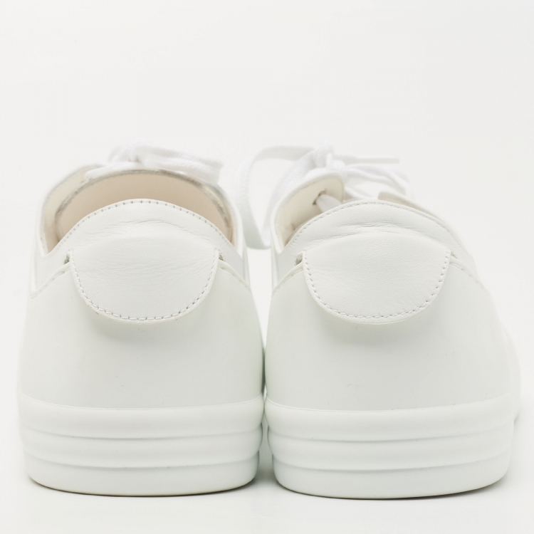 Pre Owned Chanel White Leather CC Low Top Sneakers Size 40 
