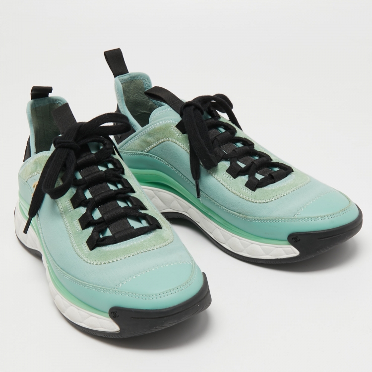 Pre Owned Chanel Light Green/Black Fabric, Leather and Suede CC Low Top Sneakers Size 38.5