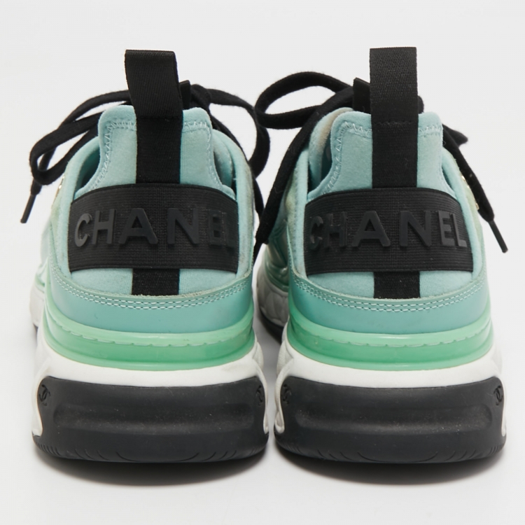 Pre Owned Chanel Light Green/Black Fabric, Leather and Suede CC Low Top Sneakers Size 38.5