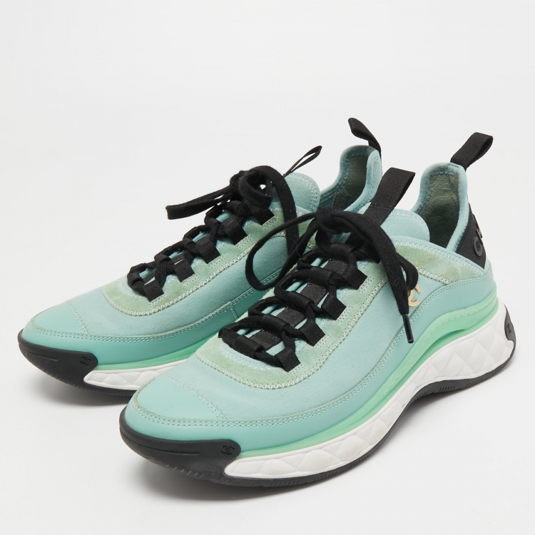 Pre Owned Chanel Light Green/Black Fabric, Leather and Suede CC Low Top Sneakers Size 38.5