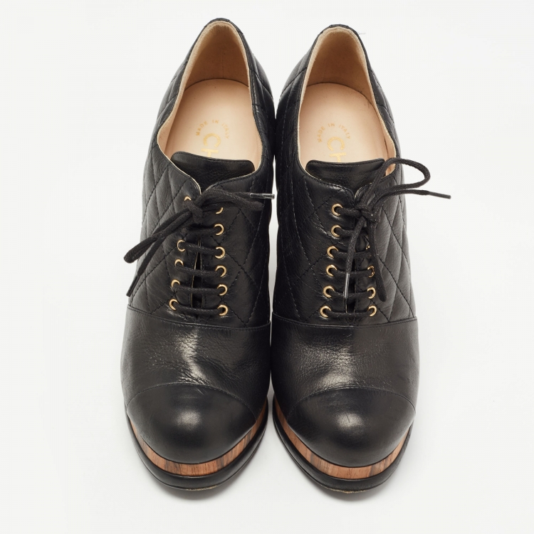 Pre Owned Chanel Black Quilted Leather CC Block Heel Lace Up Platform Booties Size 38