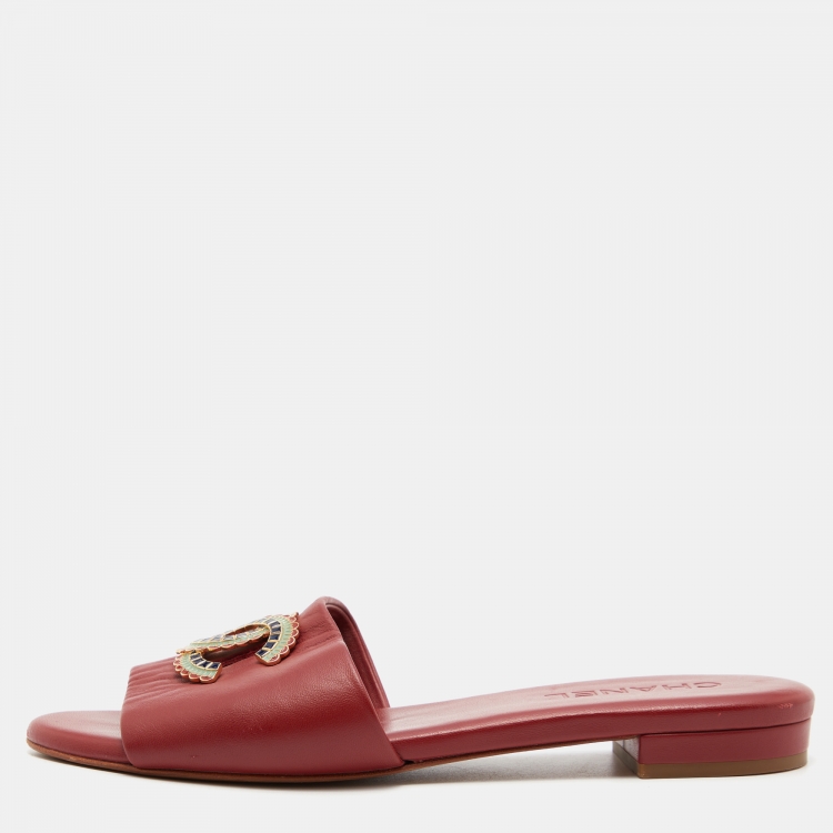Chanel Red Leather CC Logo Flat Slides Size 39 Chanel | The Luxury Closet