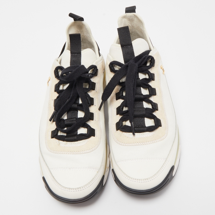 Pre Owned Chanel Tricolor Leather, Suede and Fabric CC Low Top Sneakers Size 39