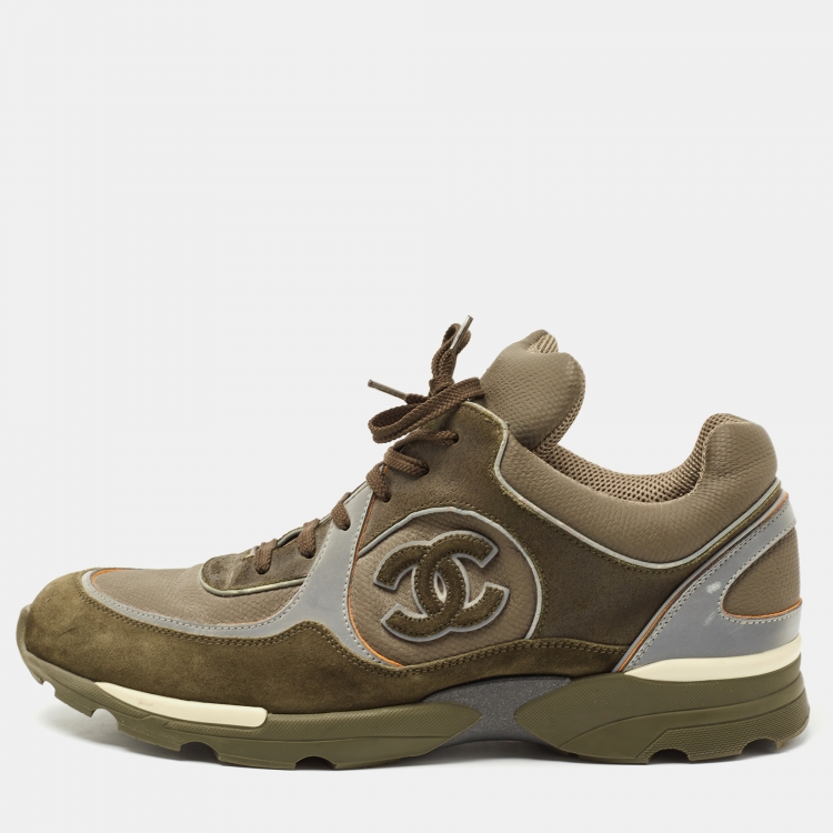 Pre Owned Chanel Green Leather and Suede CC Lace Up Sneakers Size 42