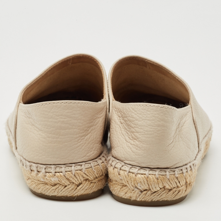 Pre Owned Chanel Cream/Black Leather CC Cap Toe Espadrille Flats Size 37