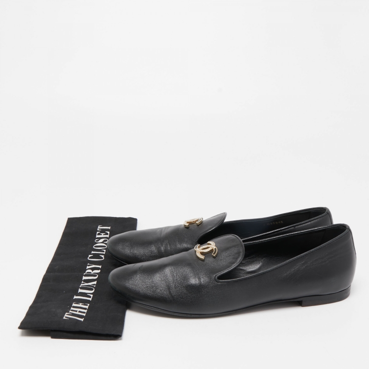 Pre Owned Chanel Black Leather CC Slip On Smoking Slippers Size 40