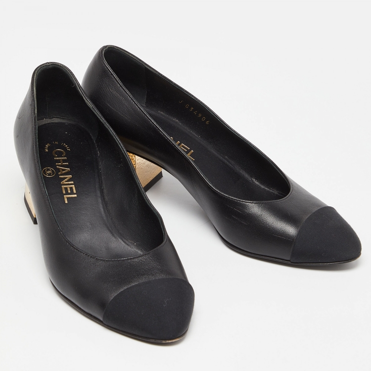 Pre Owned Chanel Black Leather and Fabric Cap Toe CC Pumps Size 37