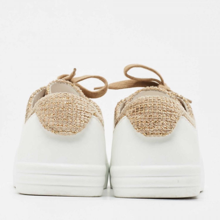 Pre Owned Chanel Gold/White Tweed and Rubber CC Low Top Sneakers Size 38