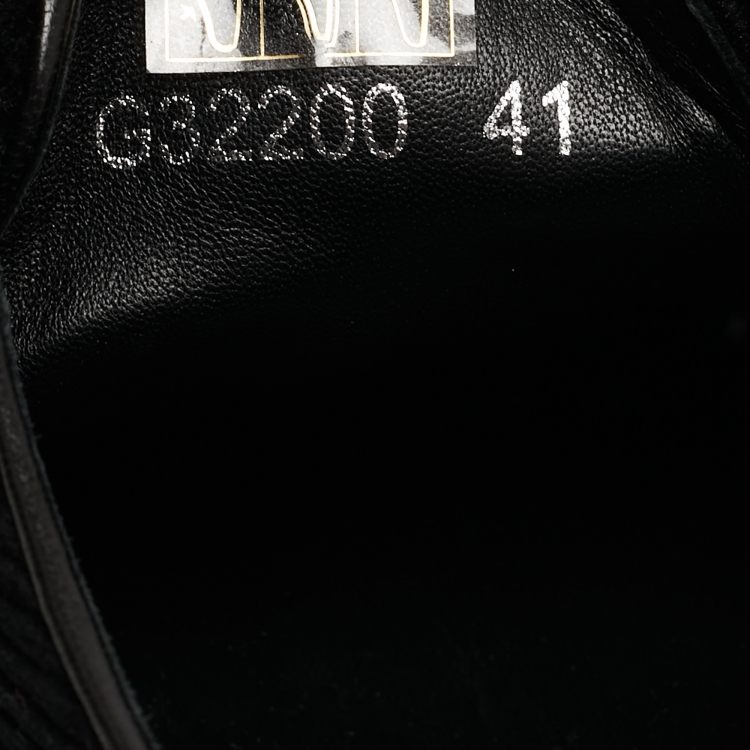 Pre Owned Chanel Black Velvet and Leather CC Low Top Sneakers Size 41