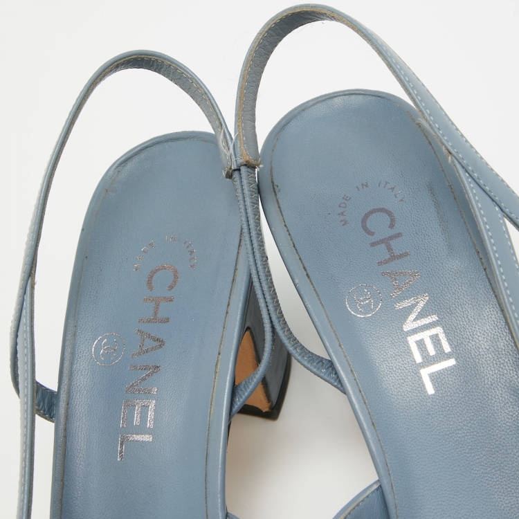 Pre Owned Chanel Blue/Black Leather CC D'orsay Slingback Pumps Size 40