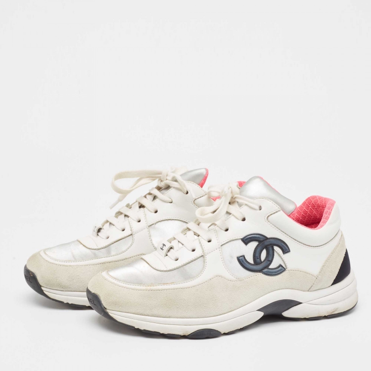 Pre Owned Chanel Multicolor Suede and Leather CC Low Top Sneakers Size 39