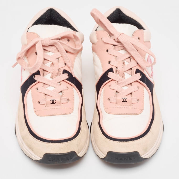 Pre Owned Chanel Multicolor Nylon and Suede CC Low Top Sneakers Size 40.5