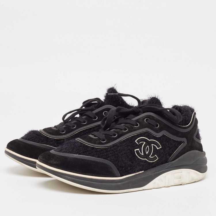 Pre Owned Chanel  Black Tweed and Suede CC Lace-Up Sneakers Size 41