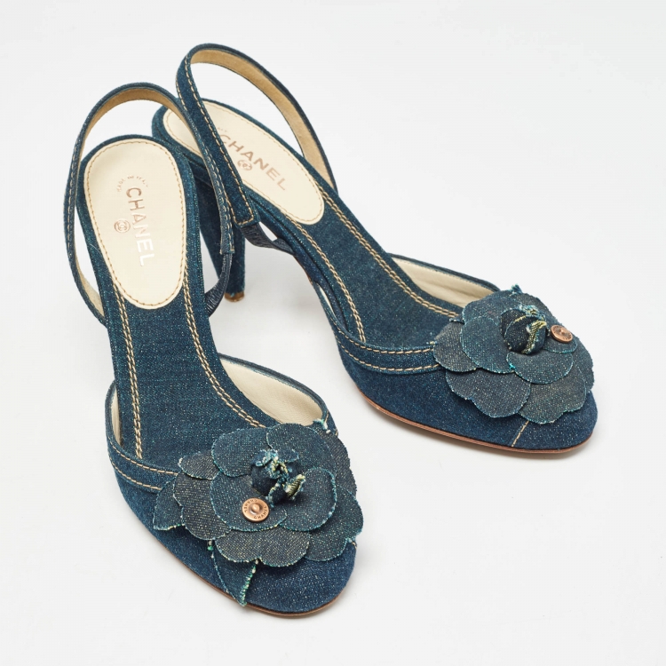 Pre Owned Chanel Navy Blue Denim Camelia CC Slingback Pumps Size 39