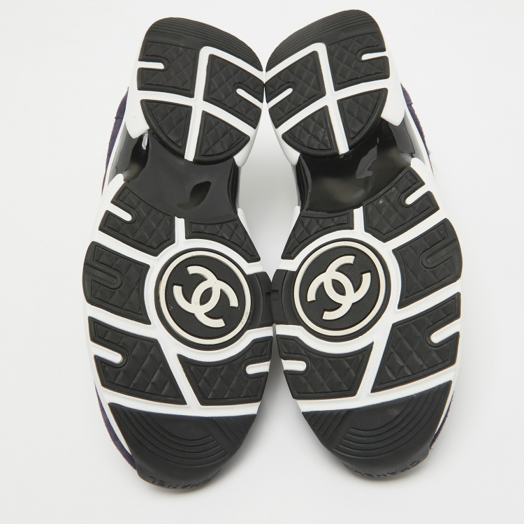 Pre Owned Chanel Tricolor Tweed and Suede CC Low Top Sneakers Size 39