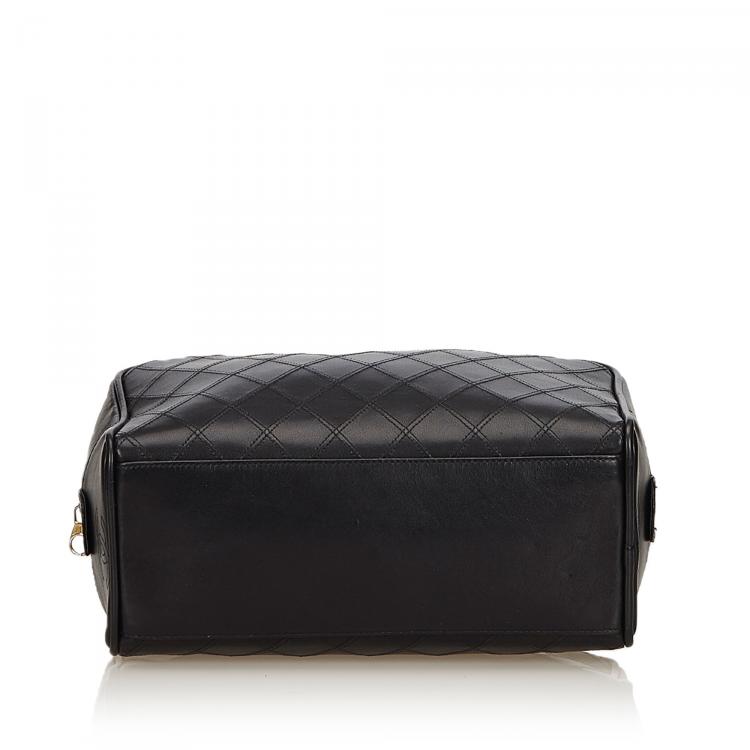Pre Owned Chanel Black Quilted Leather Cosmetic Pouch