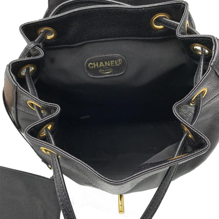 مملوكة مسبقًا Chanel Black Leather CC Vintage Backpack