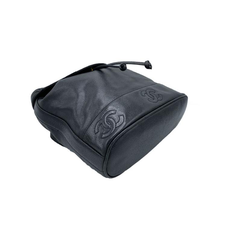 مملوكة مسبقًا Chanel Black Leather CC Vintage Backpack