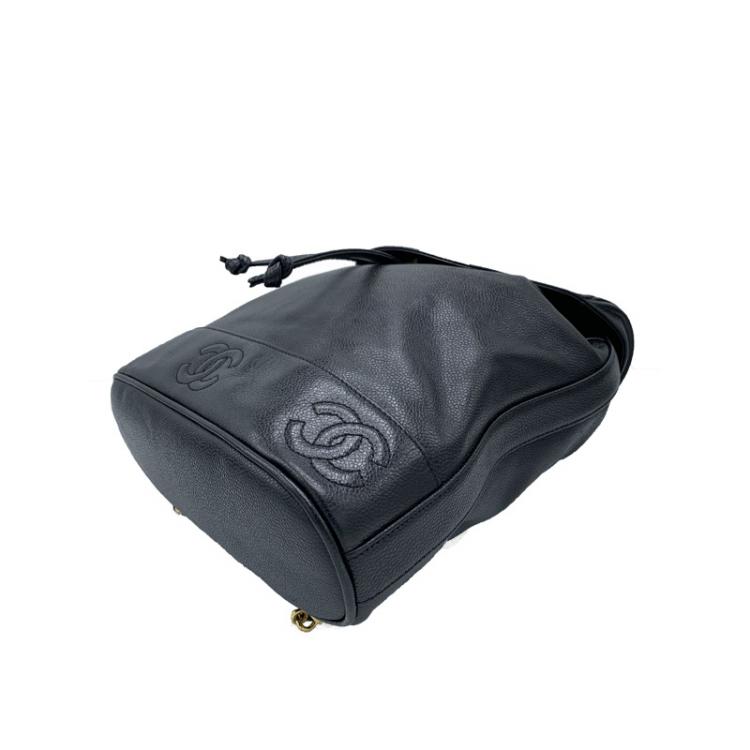 مملوكة مسبقًا Chanel Black Leather CC Vintage Backpack