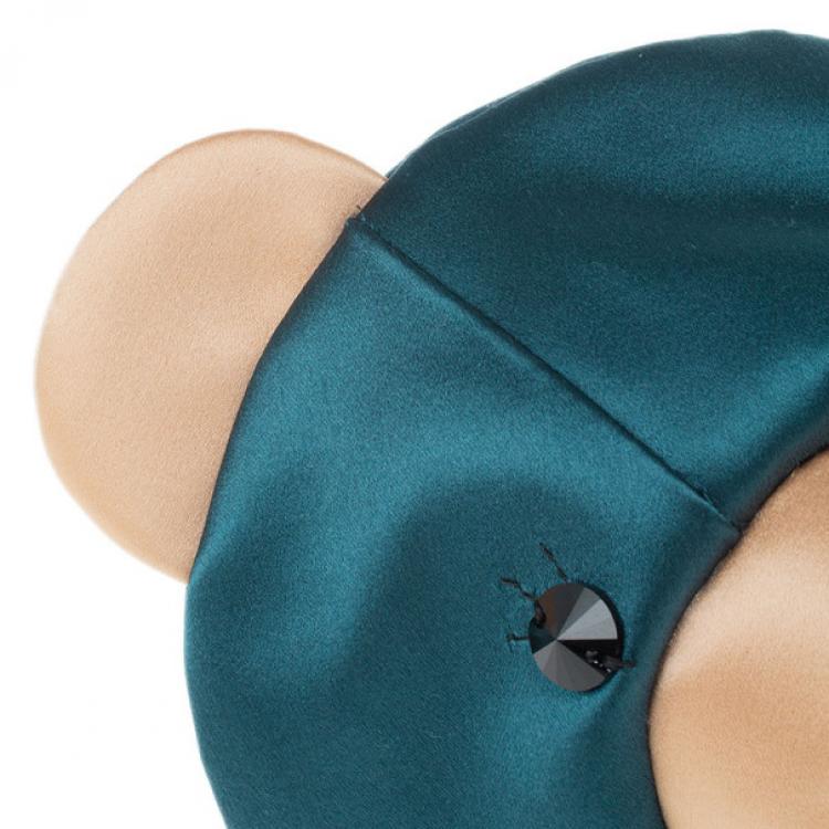 مملوكة مسبقًا Charlotte Olympia Green Silk Satin Ted Shoulder Bag