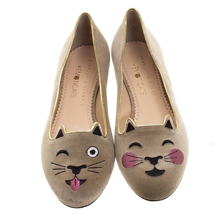 Pre Owned Charlotte Olympia Beige Velvet Emoticats Cheeky Kitty Flats Size 39.5