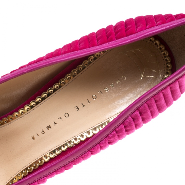 Pre Owned Charlotte Olympia Pink Pleated Velvet Bacall Pointed Toe Pumps Size 40
