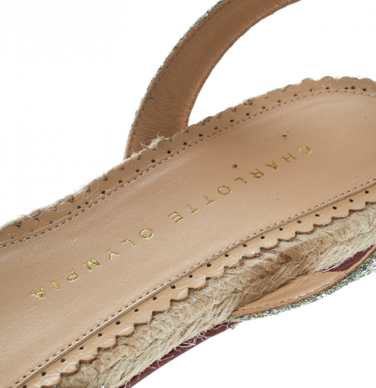 مملوكة مسبقًا Charlotte Olympia Metallic Silver Glitter Fabric Marina Knot Ankle Strap Flat Sandals Size 38.5